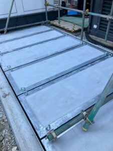 オイル配管ピット